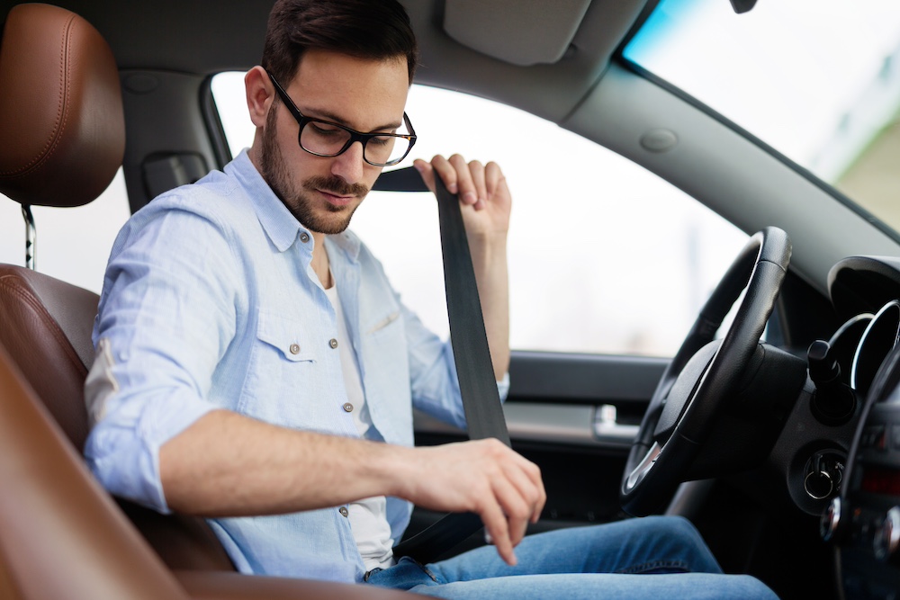 Mitschuld für unangeschnallte Autofahrer